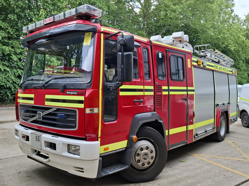 Volvo 4X2 WtL - Evems Limited - Good quality fire engines for sale